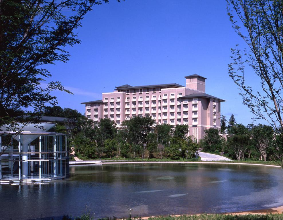 Okura Akademia Park Hotel Kisarazu Exteriör bild